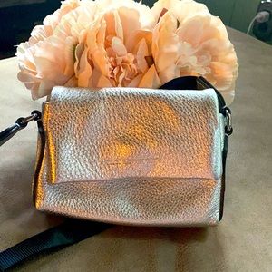 Crossbody purse